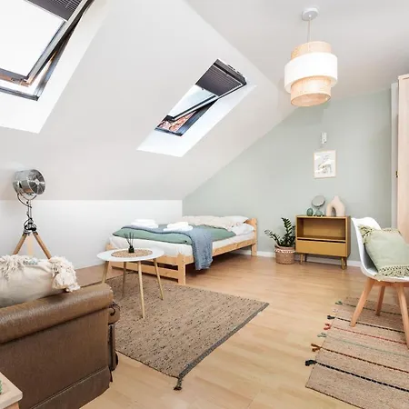 Apartment Pastel Grove - By Upstairs